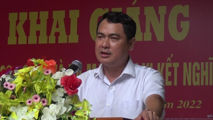 Đồng chí Triệu Minh Xiết– Phó Bí thư Thường trực Huyện ủy Mường Lát phát biểu chỉ đạo tại buổi lễ