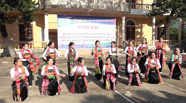 Tiết mục văn nghệ chào mừng giải đấu bóng chuyền