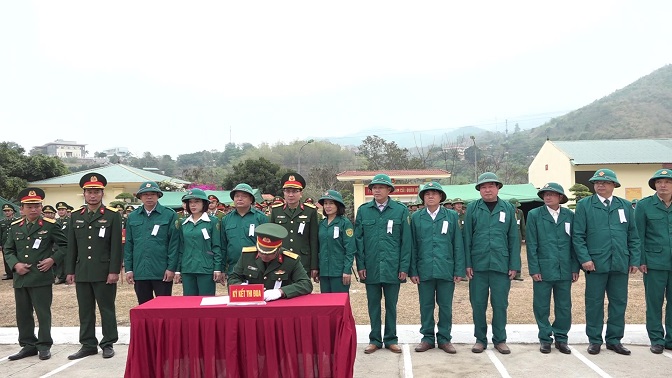 Triển khai ký giao ước thi đua năm 2023