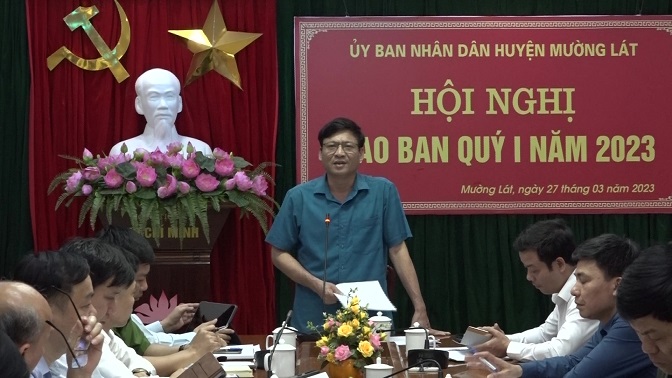 Đồng chí Nguyễn Văn Bình - Phó Bí thư Huyện ủy, Chủ tịch UBND huyện, Trưởng ban chỉ đạo 138 cấp huyện phát biểu kết luận Hội nghị
