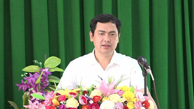 Đồng chí Triệu Minh Xiết – Phó Bí thư Thường trực Huyện uỷ phát biểu chỉ đạo hội nghị