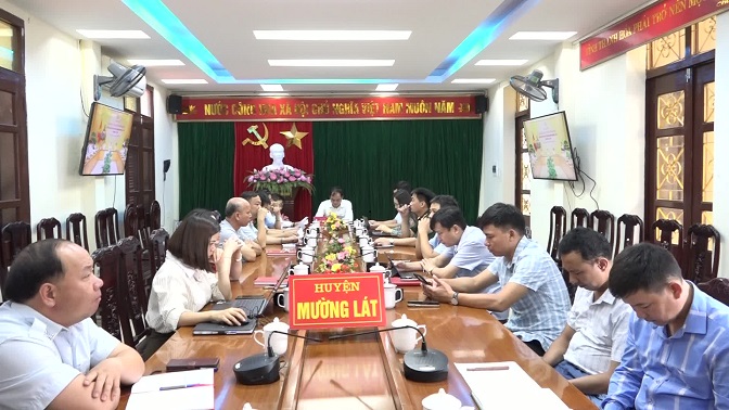 Điểm cầu trực tuyến huyện Mường Lát