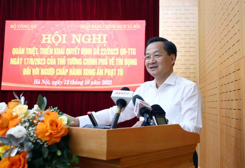 Phó Thủ tướng Lê Minh Khái phát biểu kết luận Hội nghị.