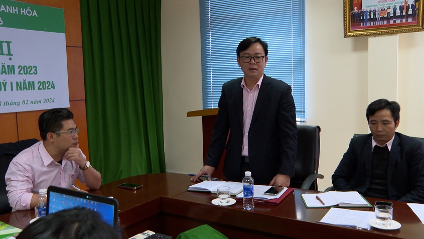 Ông Nguyễn Đức Thượng, Giám đốc Phòng giao dịch NHCSXH huyện Mường Lát phát biểu khai mạc Hội nghị.