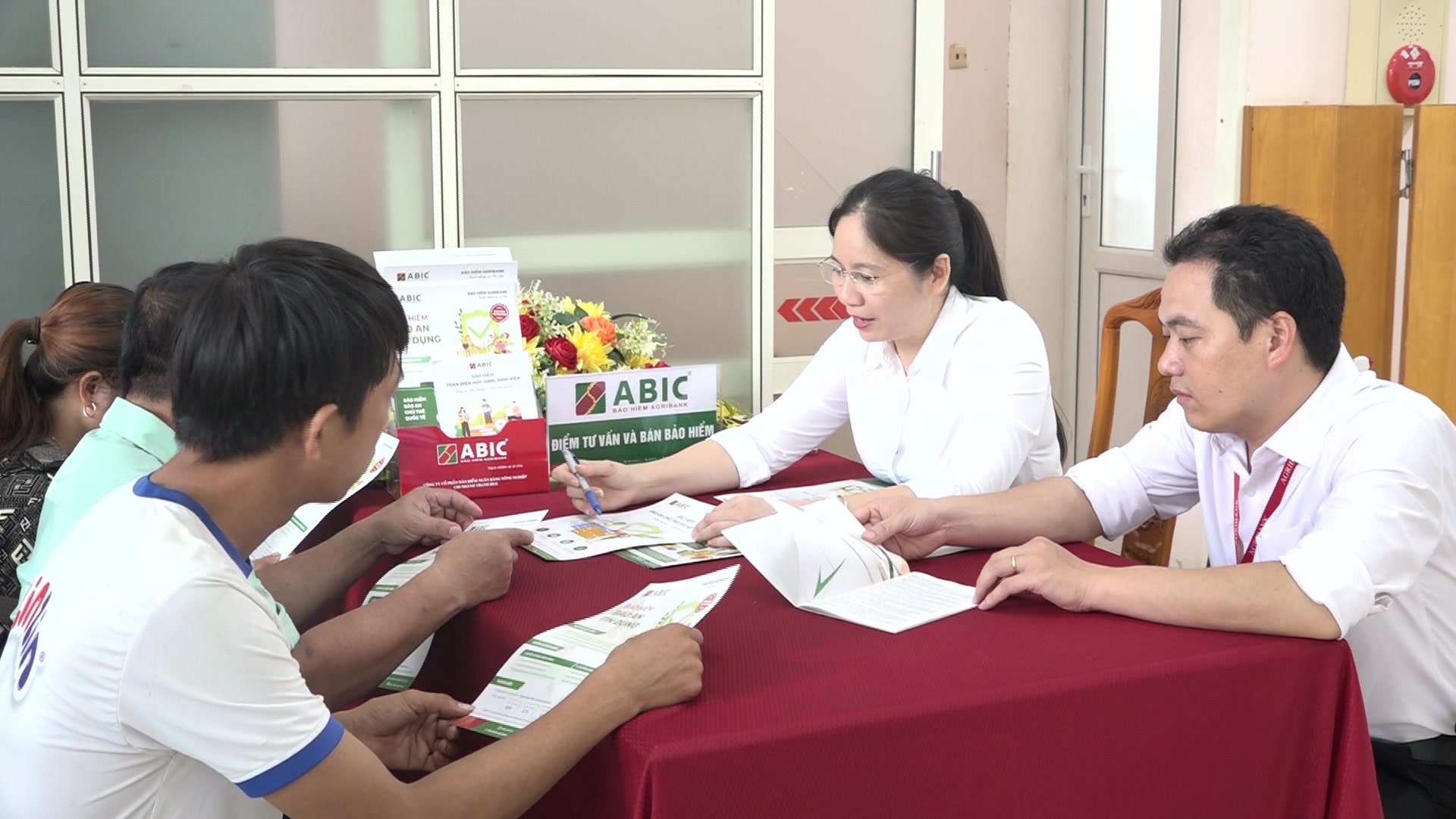 Chi nhánh Bảo hiểm ABIC Thanh Hóa tư vấn, định hướng khách hàng tham gia các sản phẩm Bảo An Tín Dụng.