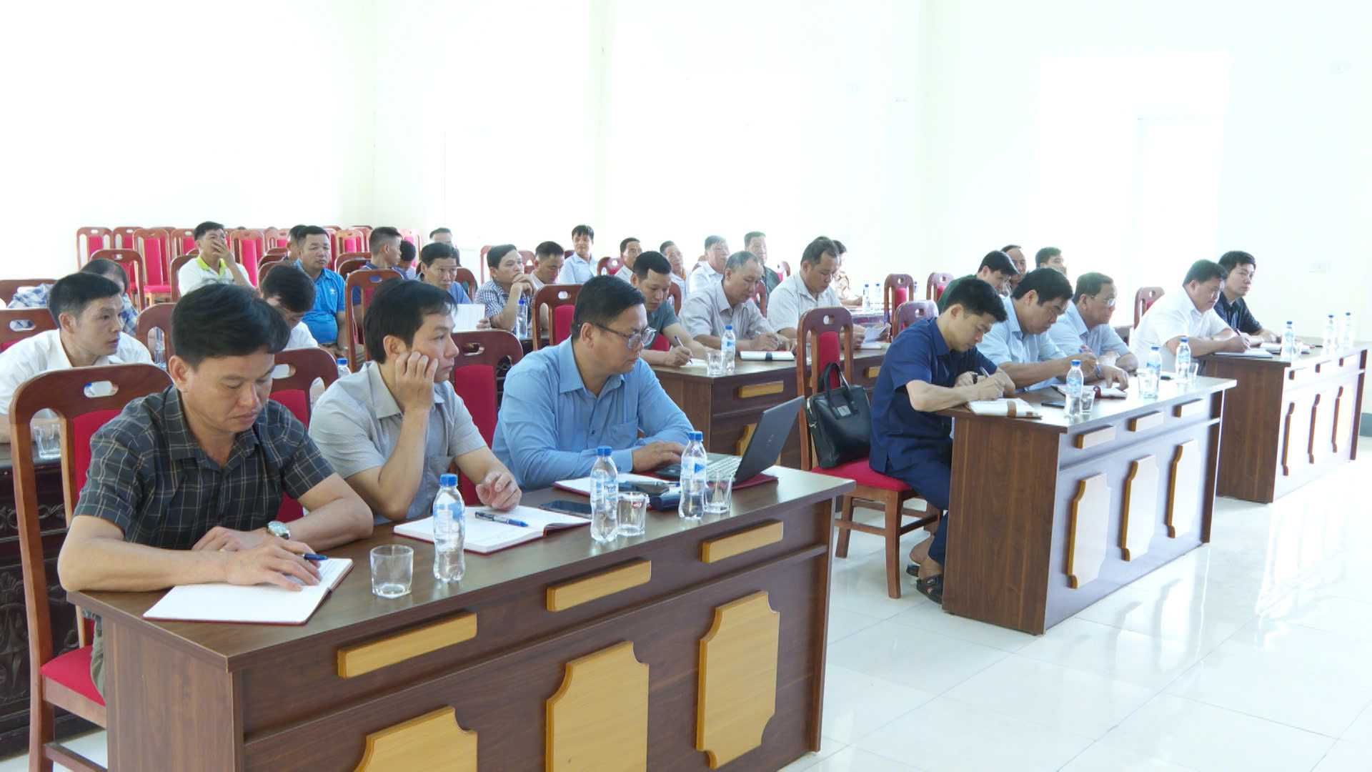 Lãnh đạo Thị trấn và Cử tri Thị trấn Mường Lát