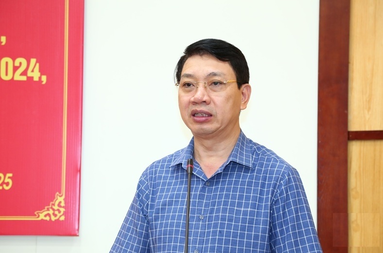 Phó Chủ tịch UBND tỉnh Lê Đức Giang phát biểu kết luận hội nghị.