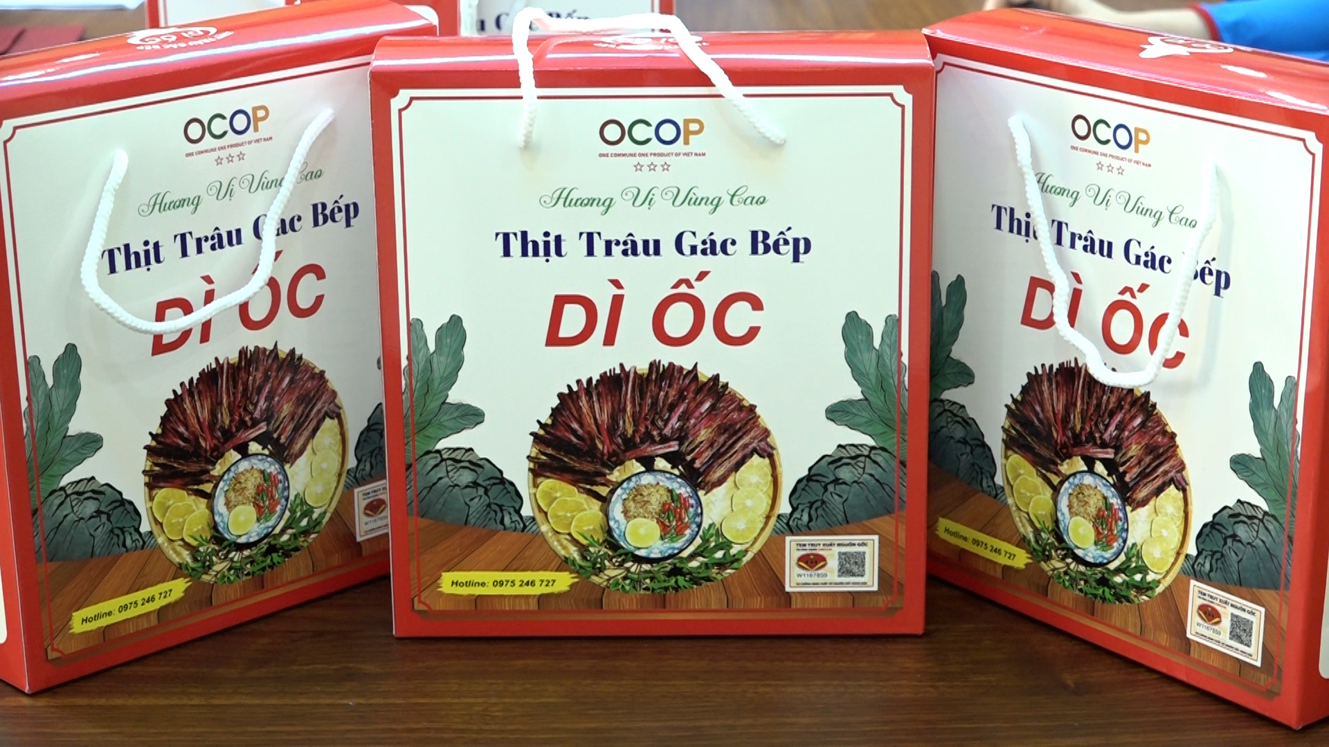 Sản phẩm "Thịt trâu gác bếp Dì Ốc".