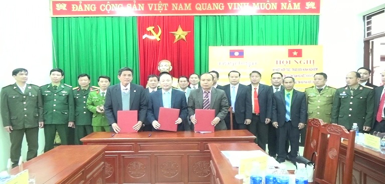 ký kết biên bản ghi nhớ, hợp tác giữa huyện Mường Lát với huyện Sốp Bâu và huyện Mường Lát với huyện Viêng Xay giai đoạn 2019 - 2020