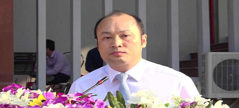 ... và phát biểu giao nhiệm vụ