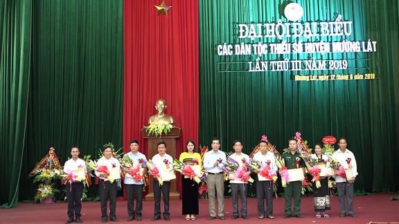 Ra mắt đoàn đại biểu đi dự Đại hội Đại biểu các dân tộc thiểu số cấp tỉnh