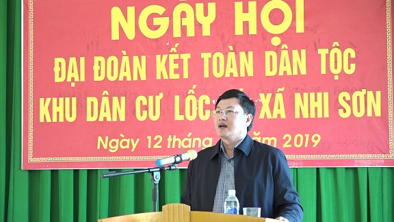 Đồng chí Mai Xuân Liêm, Phó Chủ tịch UBND tỉnh phát biểu tại ngày hội