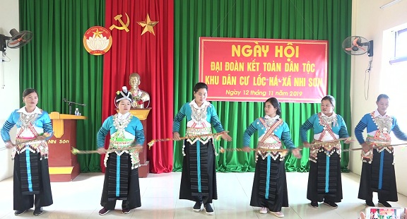 Các tiết mục văn nghệ đặc sắc chào mừng ngày hội