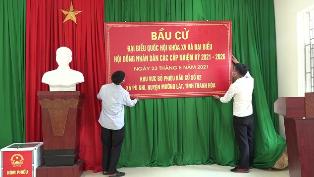 Công tác trang trí, khánh tiết đều đã hoàn thành đảm bảo mỹ quan