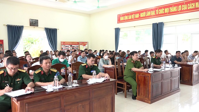 Các đại biểu và học viên tham dự buổi lễ khai giảng
