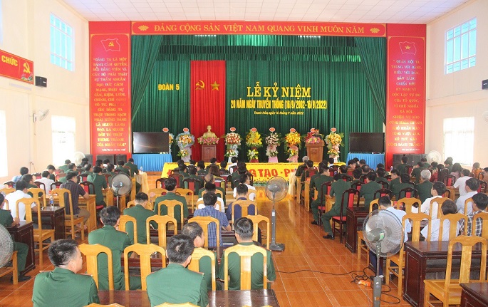 Toàn cảnh buổi lễ.