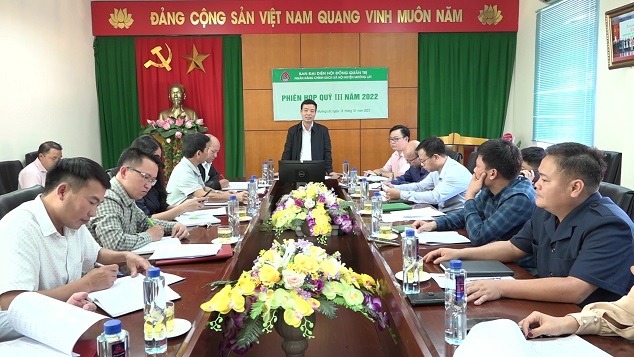 Quang cảnh phiên họp