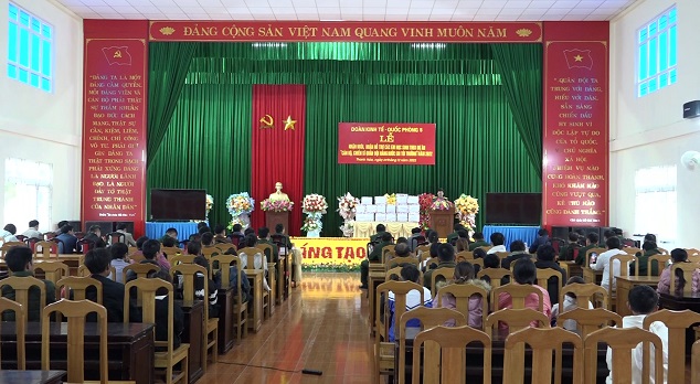 Toàn cảnh buổi lễ.