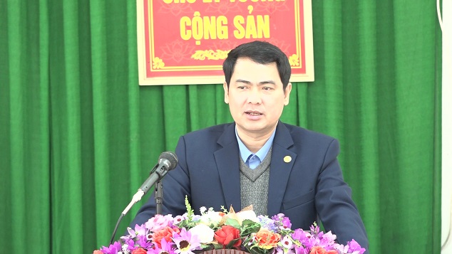 Đồng chí Triệu Minh Xiết – Phó Bí thư Thường trực Huyện ủy, Trưởng khối Nội chính huyện phát biểu kết luận Hội nghị