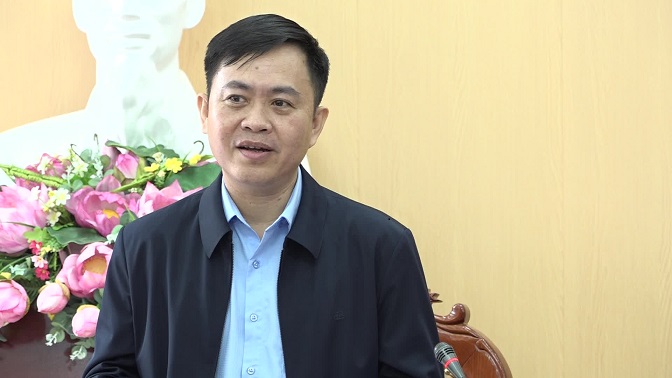 Đồng chí Nguyễn Văn Hùng - PCT UBND Thành phố Thanh Hóa phát biểu tại buổi làm việc