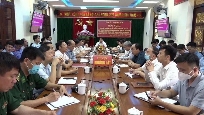 Điểm cầu trực tuyến huyện Mường Lát