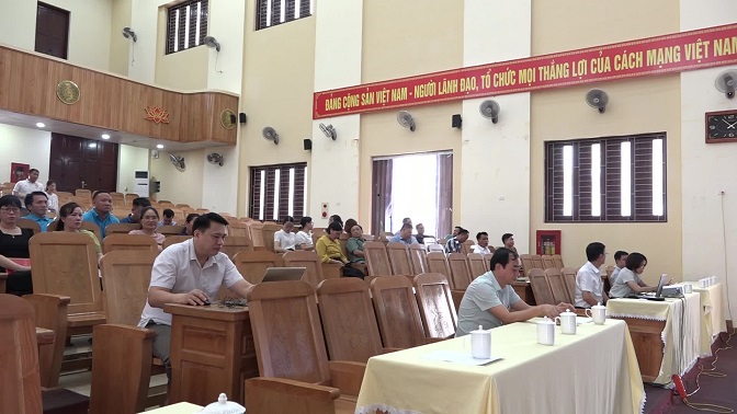 Các đại biểu tham dự hội nghị tập huấn.