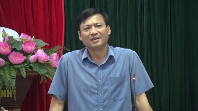 Đồng chí Nguyễn Văn Bình – Phó Bí thư Huyện ủy, Chủ tịch UBND huyện phát biểu kết luận hội nghị