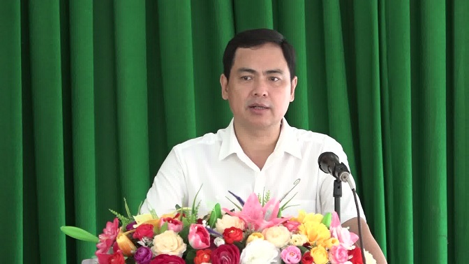 Đồng chí Triệu Minh Xiết – Phó Bí thư Thường trực Huyện ủy phát biểu kết luận buổi làm việc