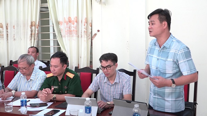 Các đại biểu phát biểu ý kiến tại buổi làm việc