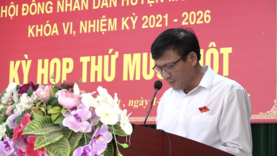 Đồng chí Nguyễn Văn Bình – Phó Bí thư Huyện uỷ, Chủ tịch UBND huyện đã tiếp thu ý kiến kiến nghị của cử tri.