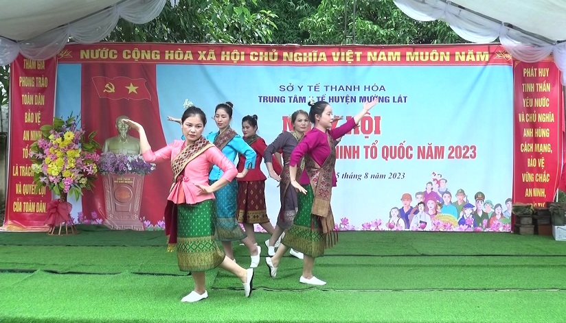 Các tiết mục văn nghệ chào mùng ngày hội