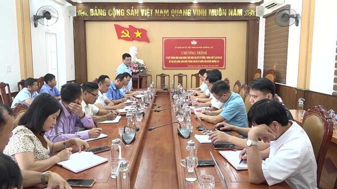 Toàn cảnh chương trình ký kết.