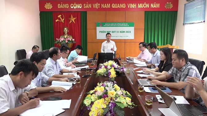 Toàn cảnh phiên họp.
