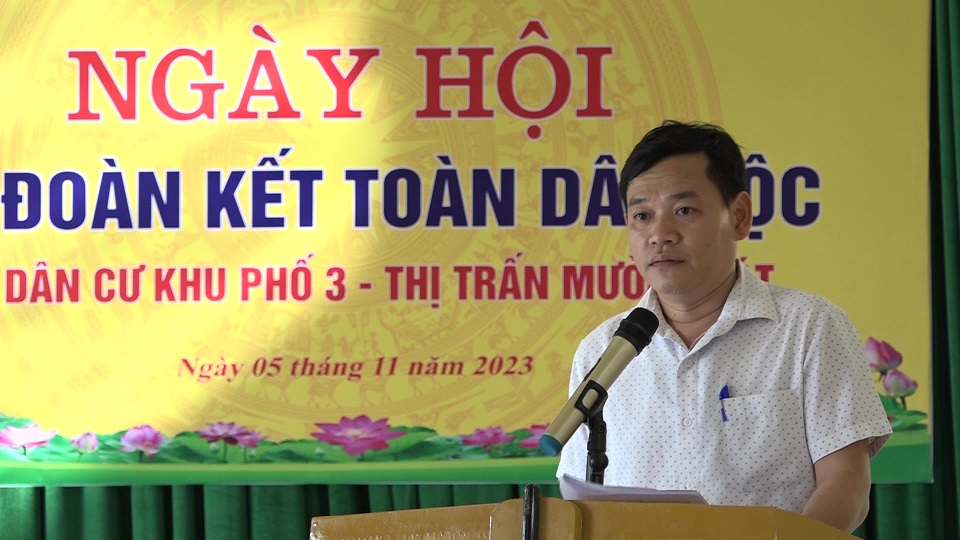 Đại diện Ban công tác Mặt trận Khu phố 3, đã ôn lại truyền thống vẻ vang của Mặt trận Dân tộc thống nhất Việt Nam