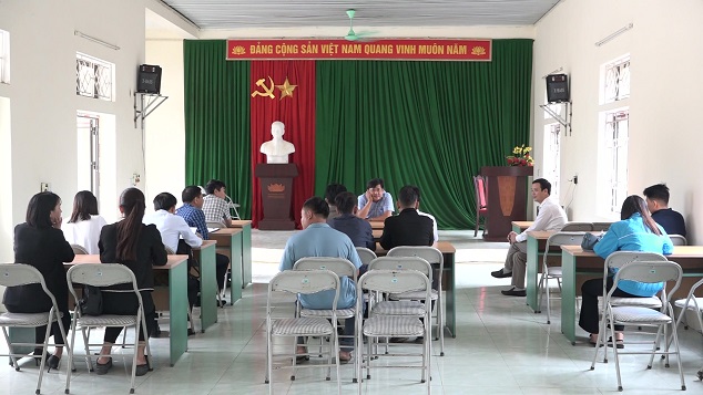 Ban Ban Văn hoá - Xã hội, HĐND tỉnh kiểm tra thực tế công tác quản lý và sử dụng nguốn vốn tín dụng chính sách xã hội đối với công tác giảm nghèo tại xã Mường Chanh
