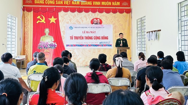 Lễ ra mắt tổ truyền thông Cộng đồng tại bản Pa Búa, xã Trung Lý.