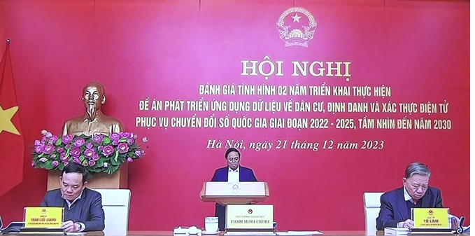 Thủ tướng Chính phủ Phạm Minh Chính, Chủ tịch Ủy ban Quốc gia về chuyển đổi số chủ trì hội nghị đánh giá tình hình 2 năm triển khai thực hiện Đề án phát triển ứng dụng dữ liệu về dân cư, định danh và xác thực điện tử phục vụ chuyển đổi số Quốc gia giai đoạn 2022-2025, tầm nhìn đến năm 2030 (Đề án 06).