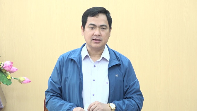 Đồng chí Triệu Minh Xiết, Phó Bí thư Thường trực Huyện ủy phát biểu chỉ đạo hội nghị