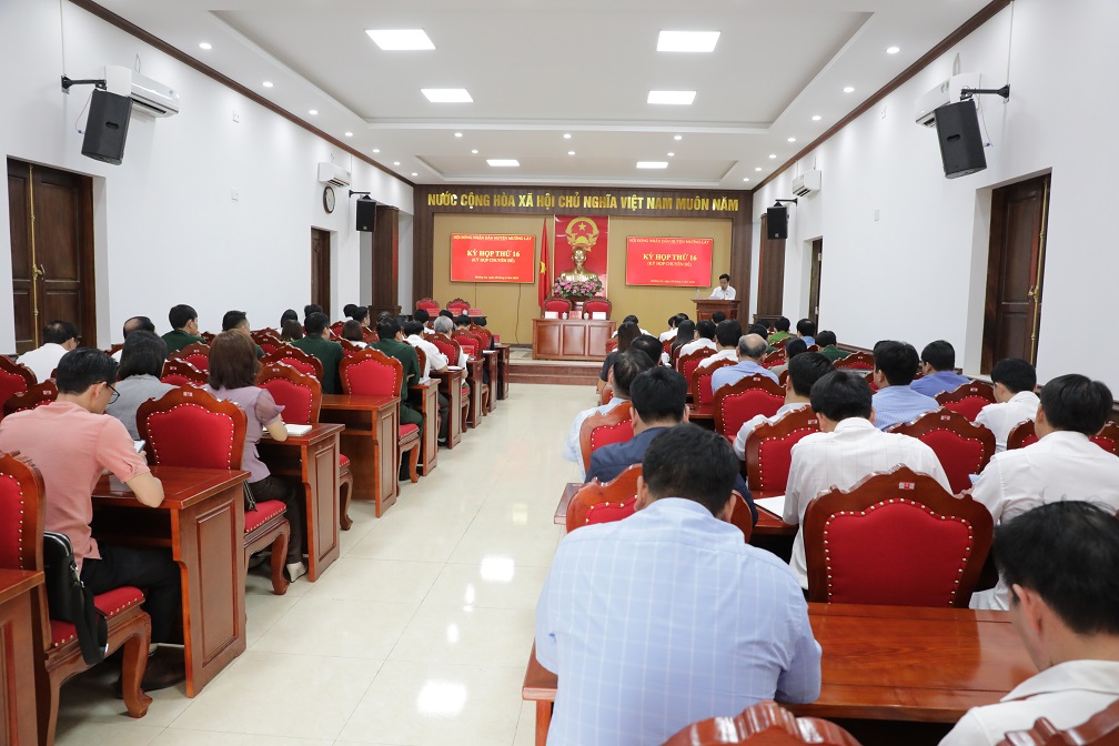Toàn cảnh Kỳ họp Chuyên đề HĐND huyện Mường Lát khoá VI, nhiệm kỳ 2021 - 2026.