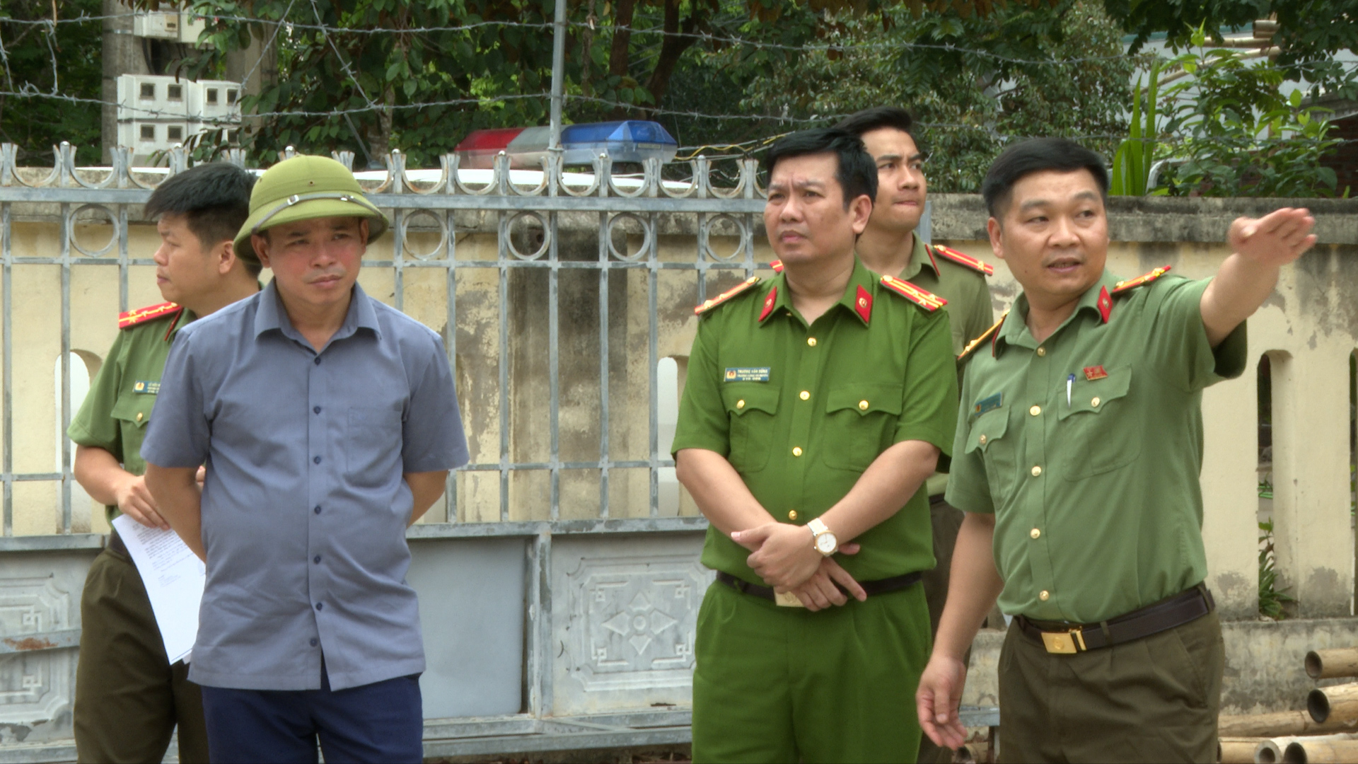 Công an huyện bố trí địa điểm diễn tập.