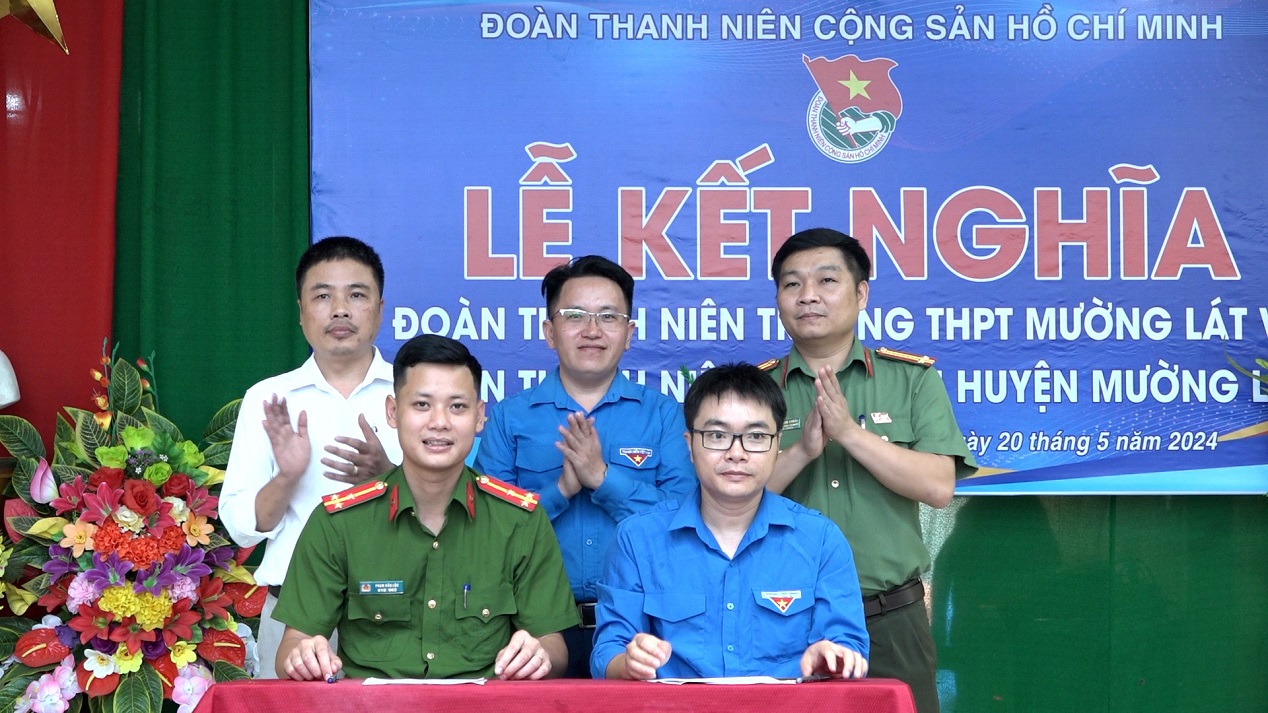 Lễ ký kết kết nghĩa