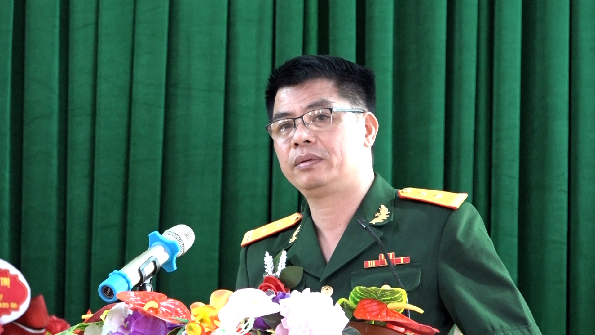 Đồng chí Lã Minh Thanh, Trưởng phòng Chính trị, Đoàn Kinh tế - Quốc phòng 5 phát biểu tham luận tại Đại hội.