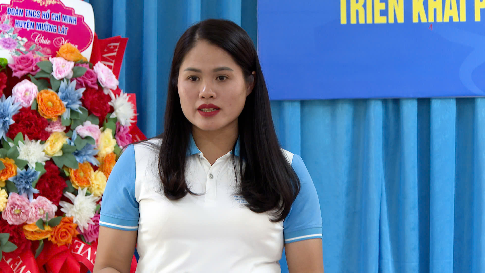 Đồng chí Hà Thị Nhơn, Chủ tịch Hội Liên hiệp Phụ nữ huyện báo cáo tổng kết công tác Hội năm 2024.