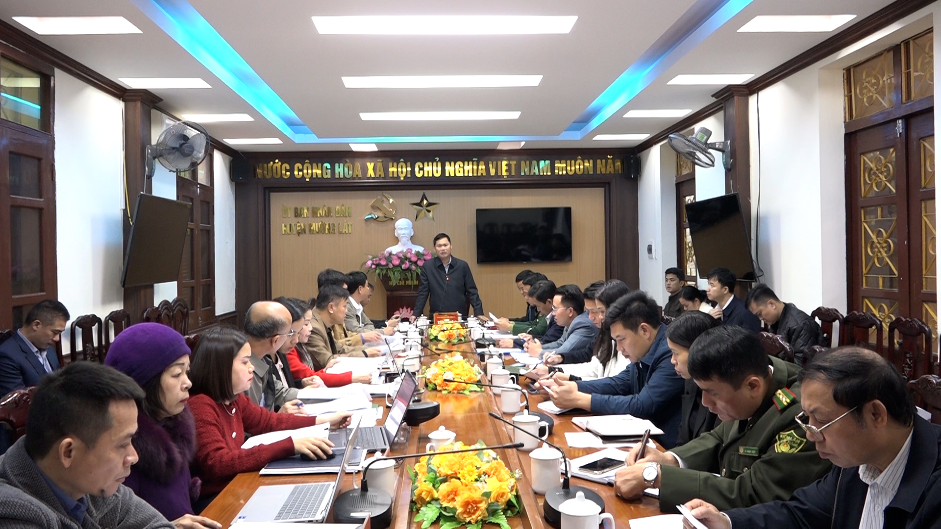 Quang cảnh hội nghị.