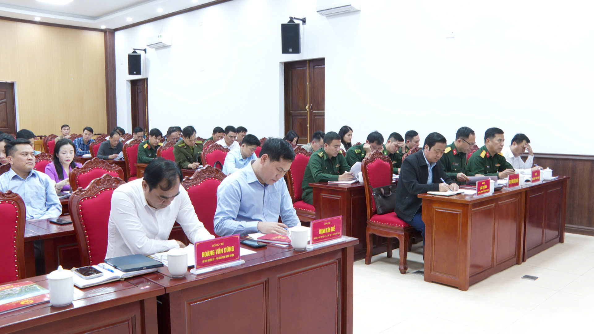 Đại biểu tham dự hội nghị